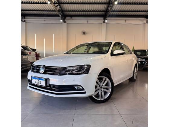 VOLKSWAGEN JETTA 2.0 TSI HIGHLINE 211CV GASOLINA 4P TIPTRONIC VOLKSWAGEN JETTA 2.0 TSI HIGHLINE 211CV GASOLINA 4P TIPTRONIC